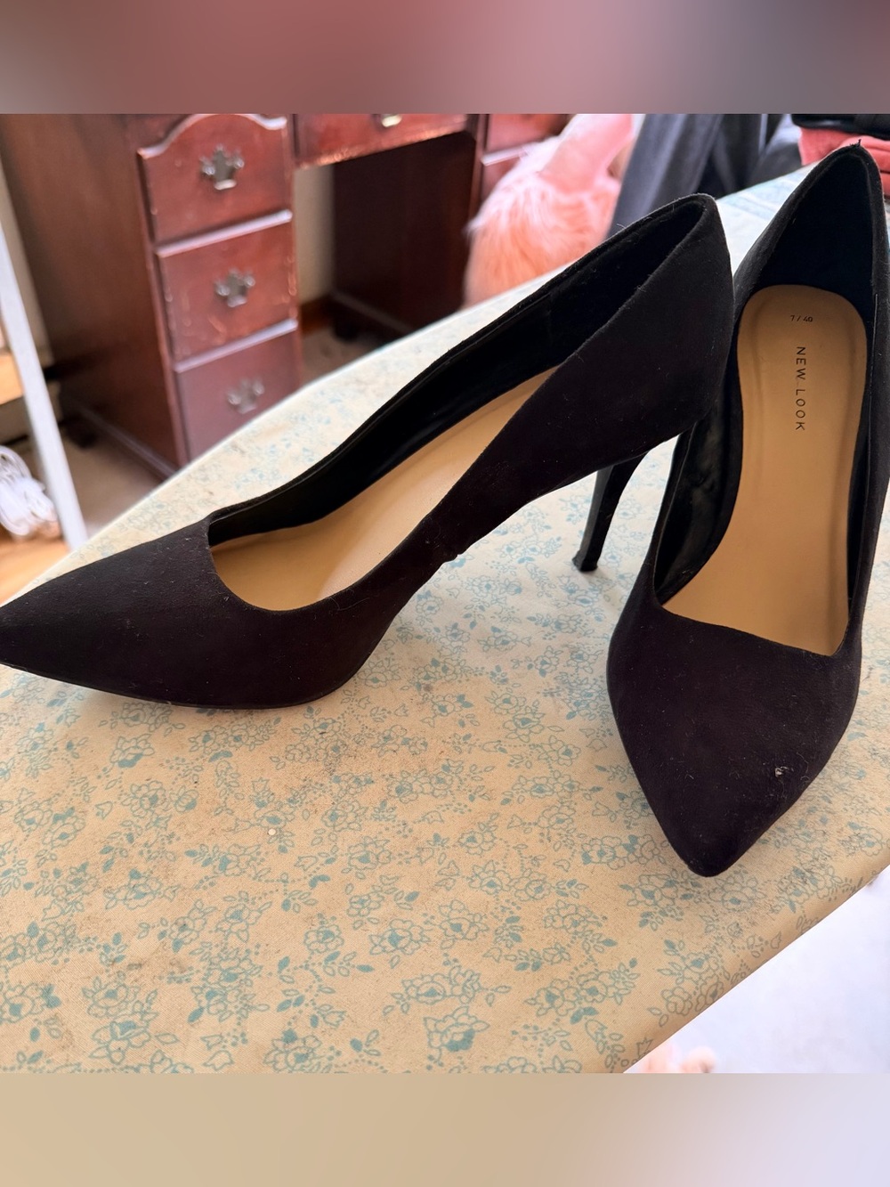 New Look women’s black faux suede stilettos, women’s size 9